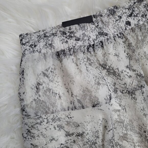 Banana‎ Republic Factory Women's Snakeskin Printed Mini Chiffon Tiered Skirt 2 - Picture 3 of 8